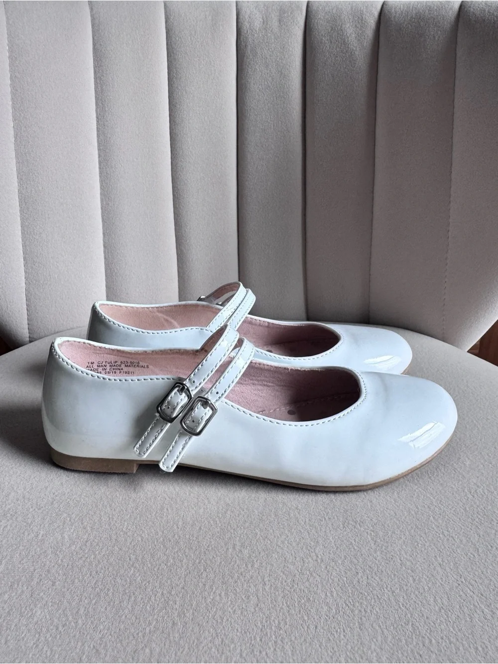 Christie & Jill White Girls' Patent Mary Jane Dress Shoes with Straps Size 1 NIB